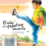 El niño de la pegatina amarilla